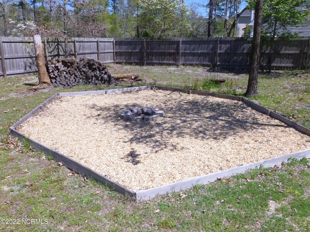 300 Sun Street Richlands, NC 28574