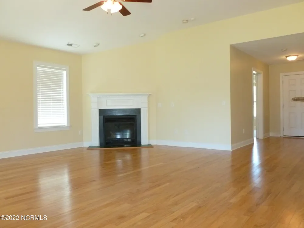 300 Sun Street Richlands, NC 28574