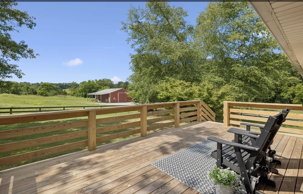 920 Clearview Rd Cottontown, TN 37048