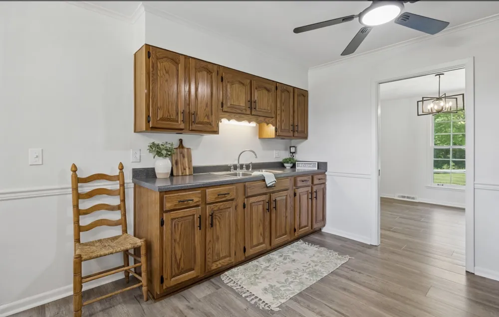 920 Clearview Rd Cottontown, TN 37048