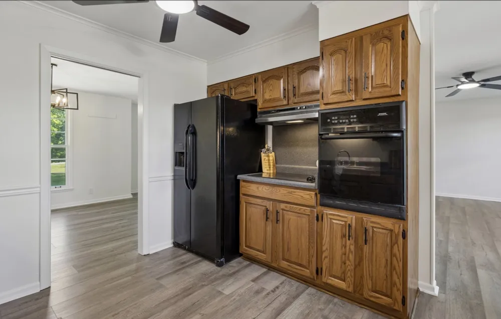 920 Clearview Rd Cottontown, TN 37048