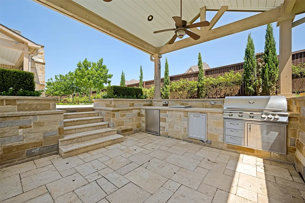 4008 Badenoch Way Flower Mound, TX 75022