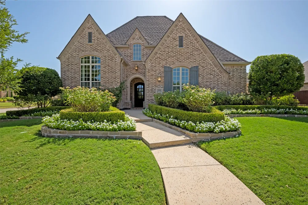 4008 Badenoch Way Flower Mound, TX 75022