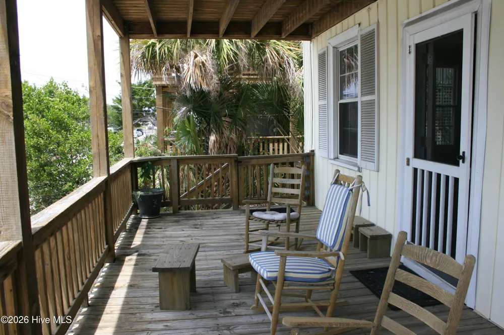 7 E Columbia Street E Wrightsville Beach, NC 28480
