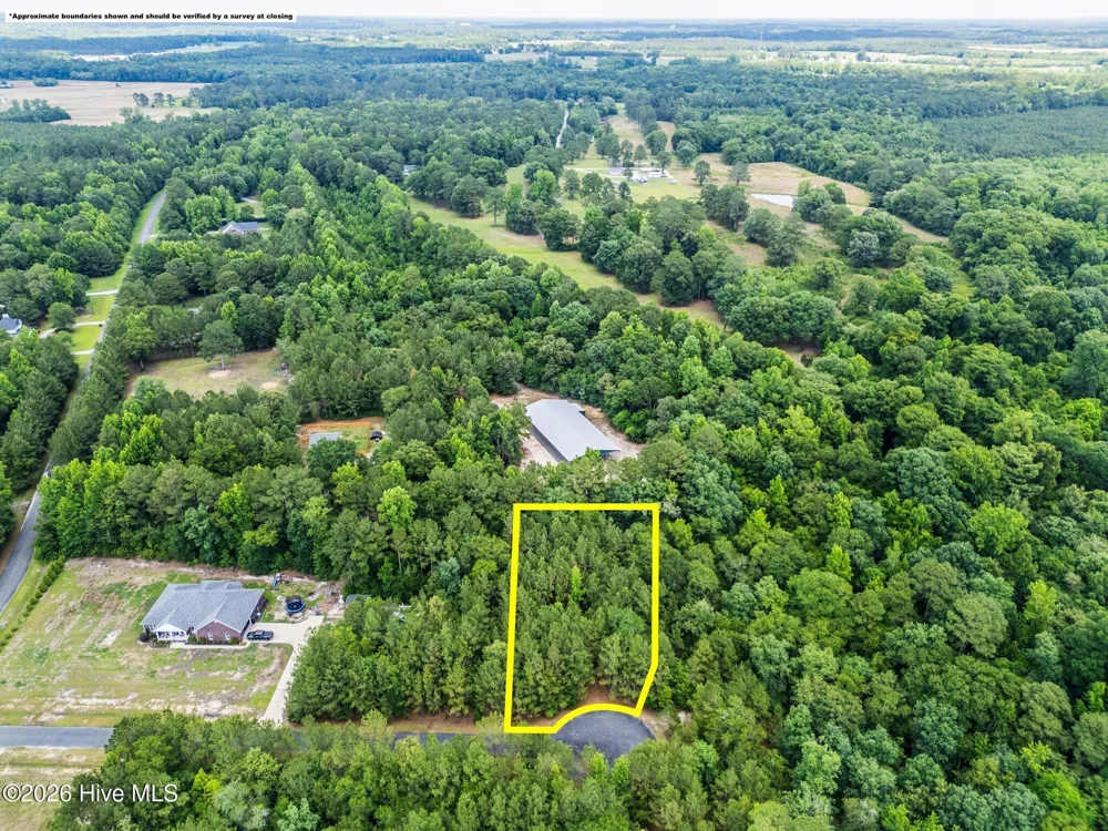 129 Dodge Lane Wallace, NC 28466