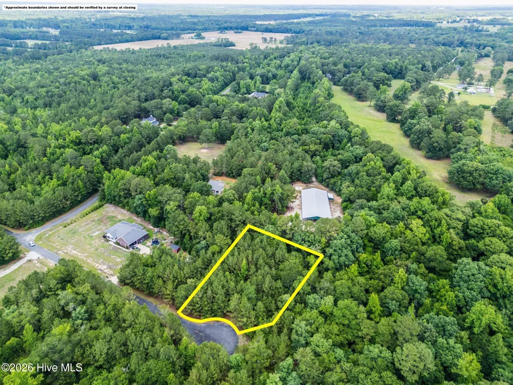 129 Dodge Lane Wallace, NC 28466