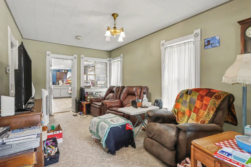48 Burgess Drive Galesburg, MI 49053