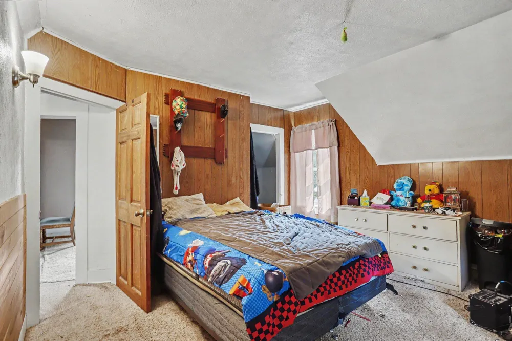 48 Burgess Drive Galesburg, MI 49053