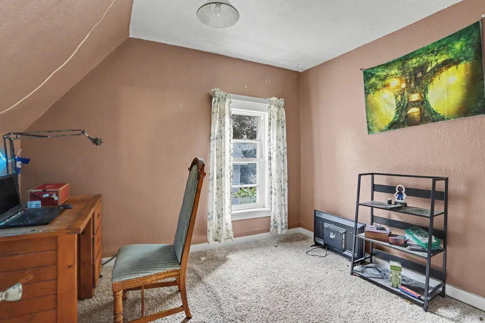 48 Burgess Drive Galesburg, MI 49053