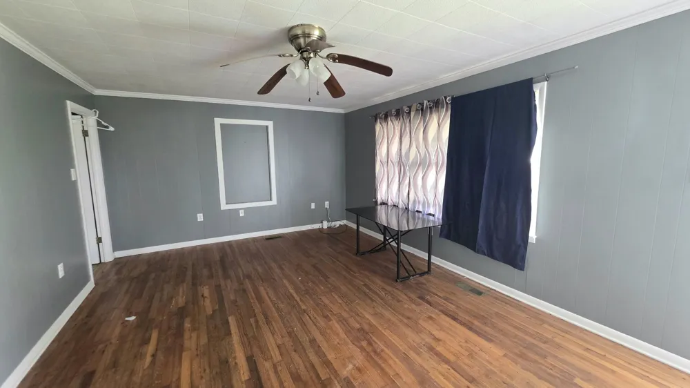204 Lick Creek Rd Linden, TN 37096
