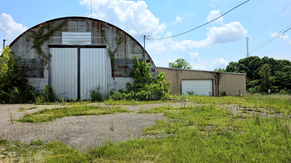 204 Lick Creek Rd Linden, TN 37096