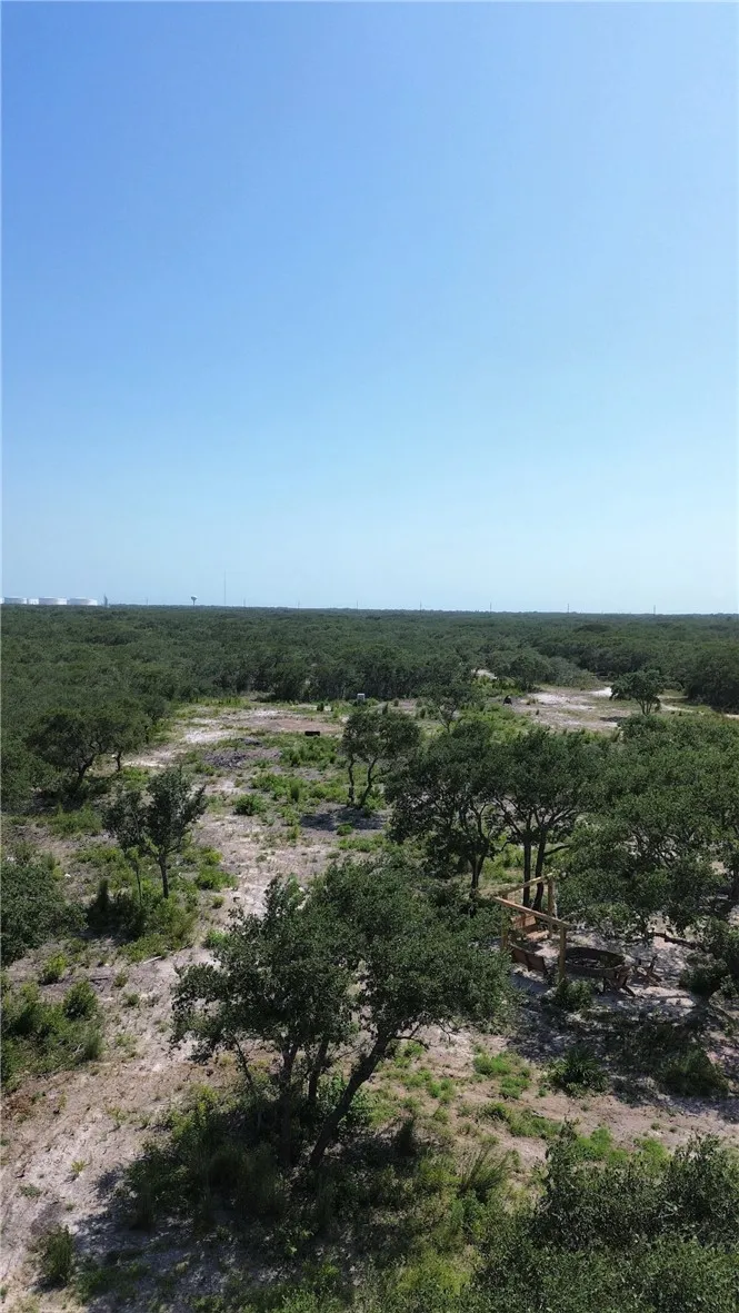 1541 6th Ingleside, TX 78362