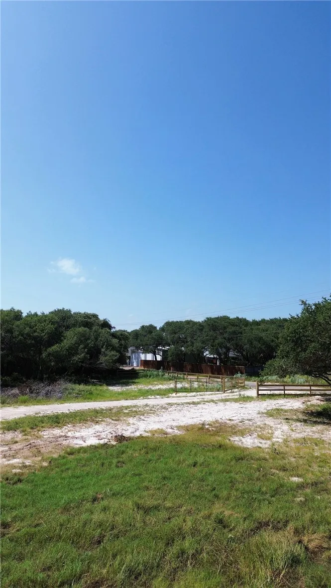 1541 6th Ingleside, TX 78362