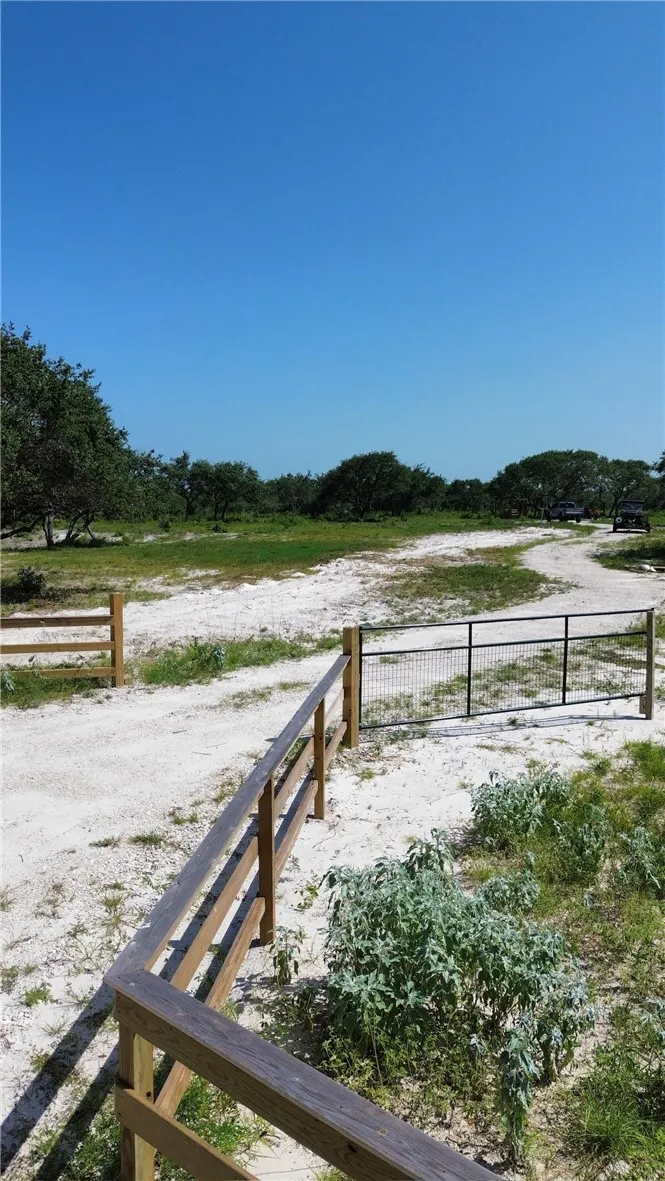 1541 6th Ingleside, TX 78362