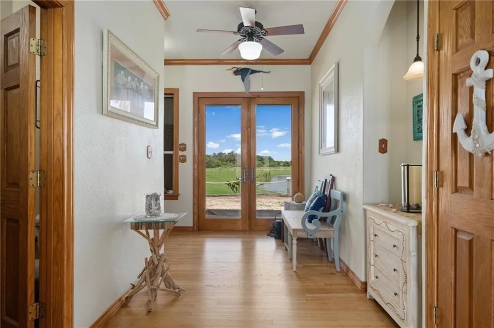 545 Fm-2040 Tivoli, TX 77990