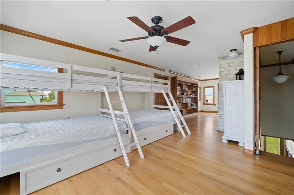 545 Fm-2040 Tivoli, TX 77990