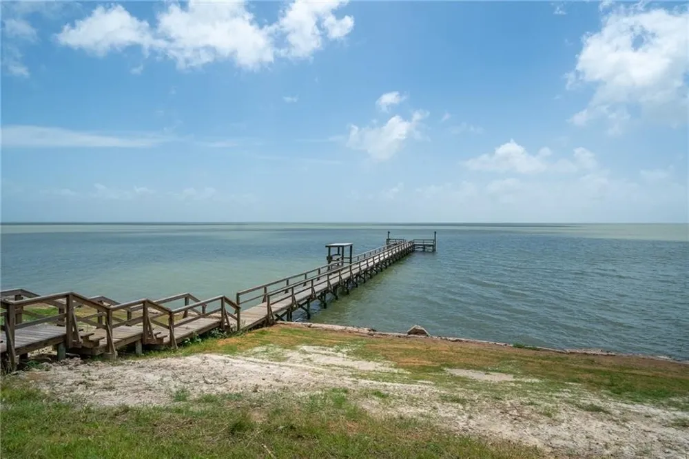 545 Fm-2040 Tivoli, TX 77990