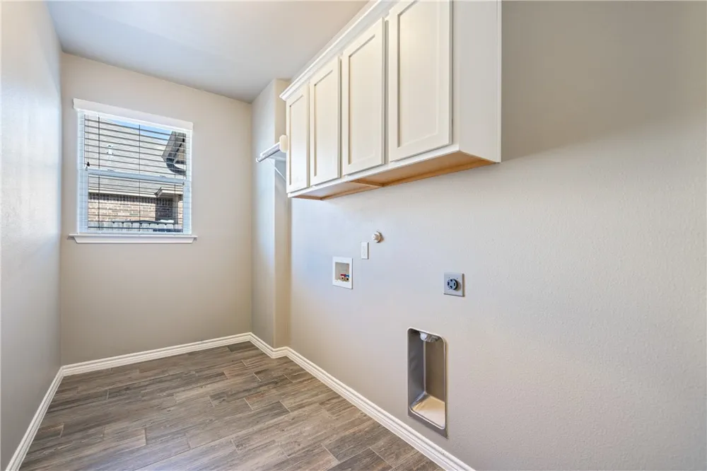 420 Gulfton Drive Portland, TX 78374
