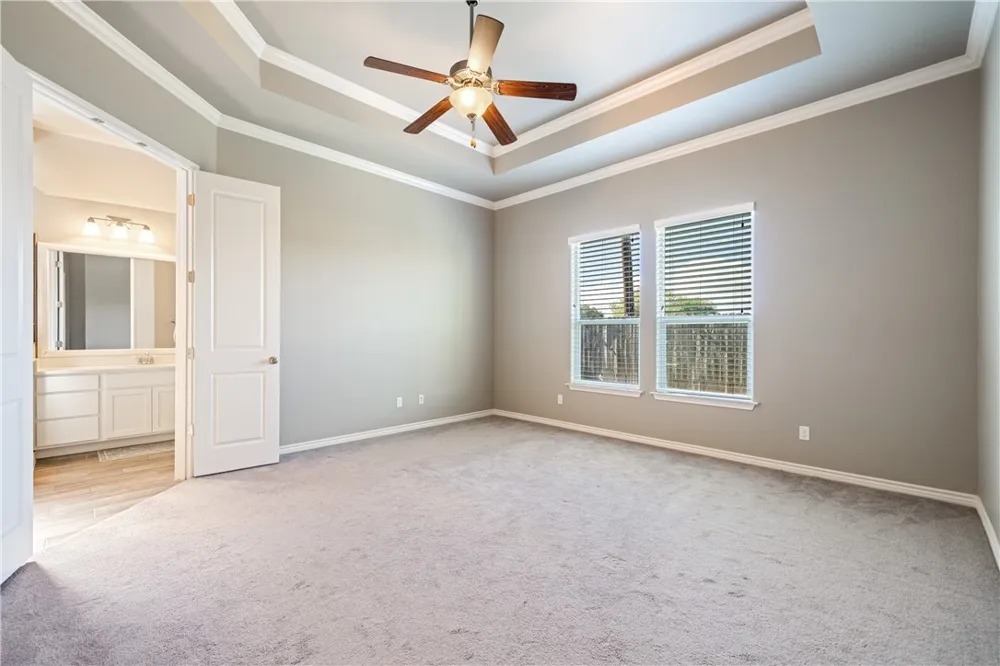 420 Gulfton Drive Portland, TX 78374