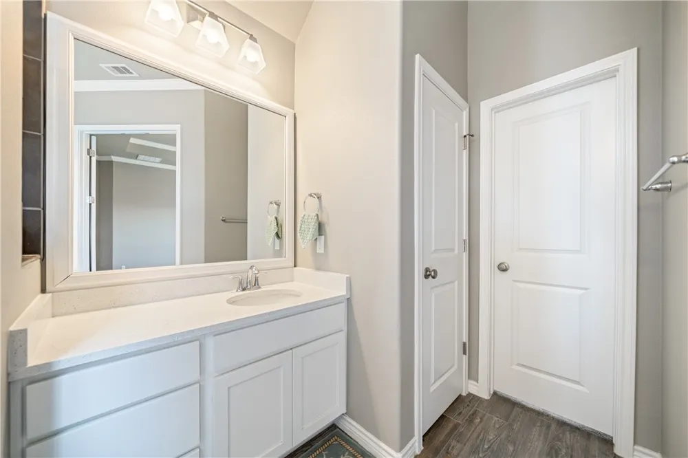 420 Gulfton Drive Portland, TX 78374