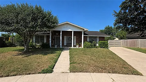1926 John Street