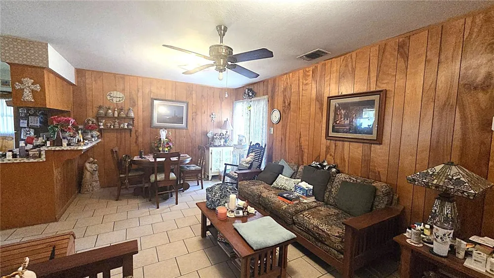 1926 John Street Kingsville, TX 78363