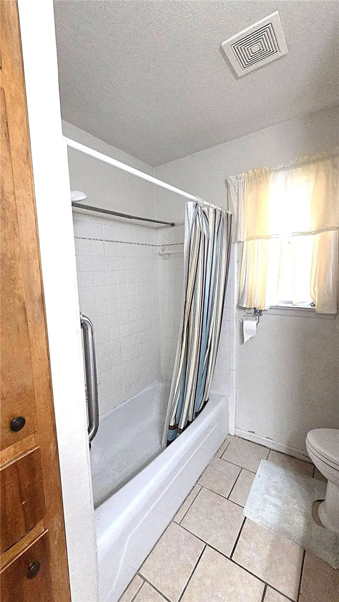 1926 John Street Kingsville, TX 78363