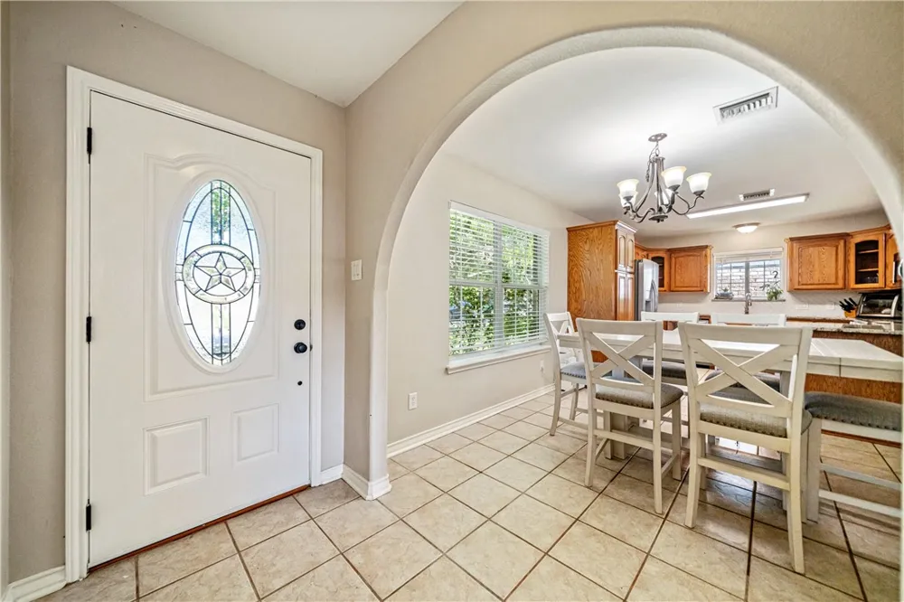 211 Poesta Drive Portland, TX 78374