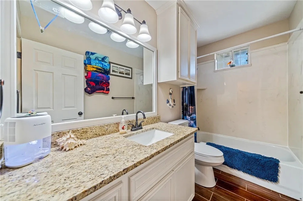 211 Poesta Drive Portland, TX 78374