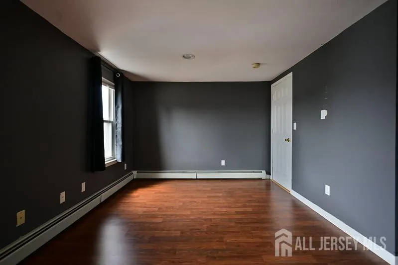 43 Christopher Street Carteret, NJ 07008