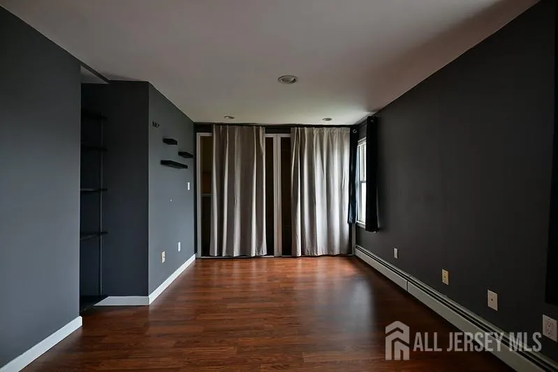 43 Christopher Street Carteret, NJ 07008