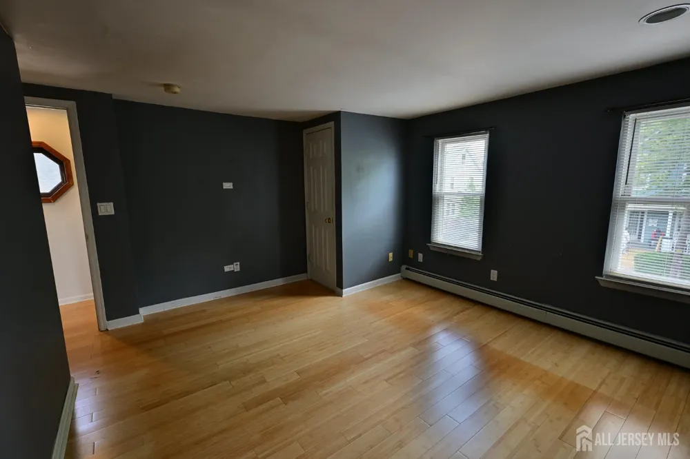 43 Christopher Street Carteret, NJ 07008