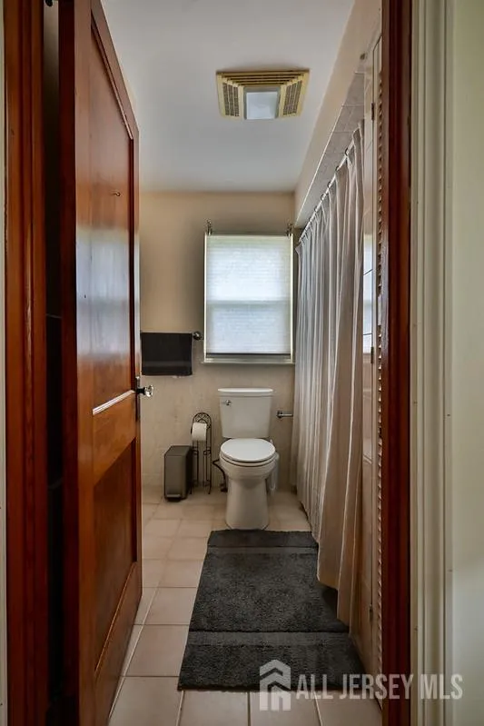 43 Christopher Street Carteret, NJ 07008