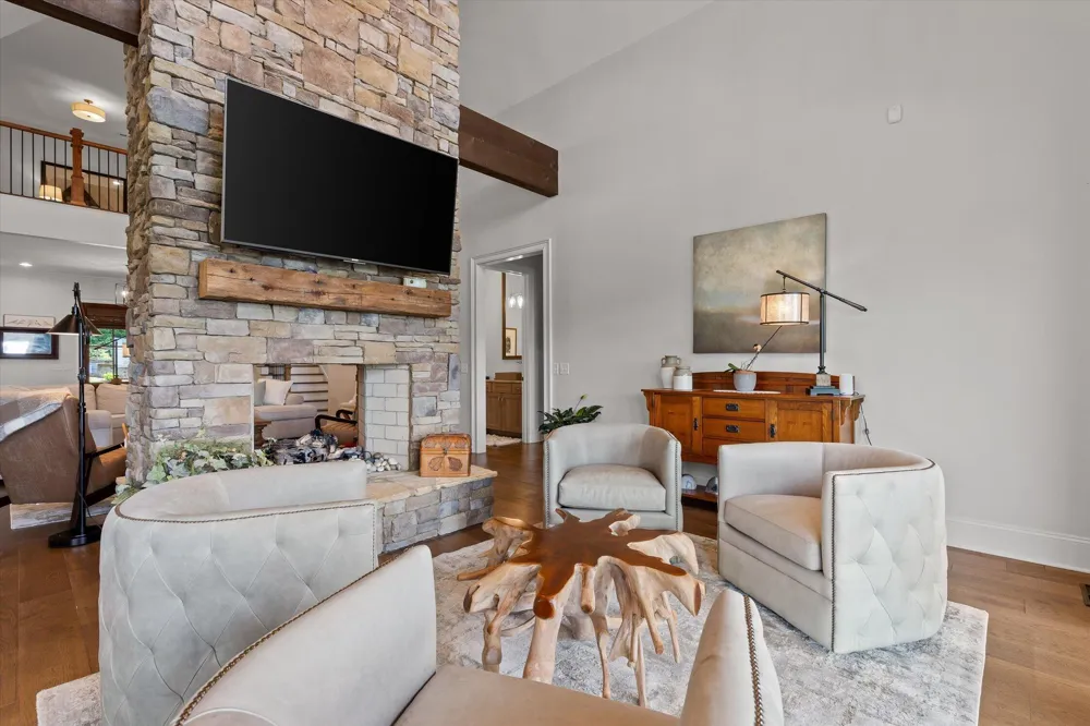 8044 Mountain Laurel Trail Signal Mountain, TN 37377