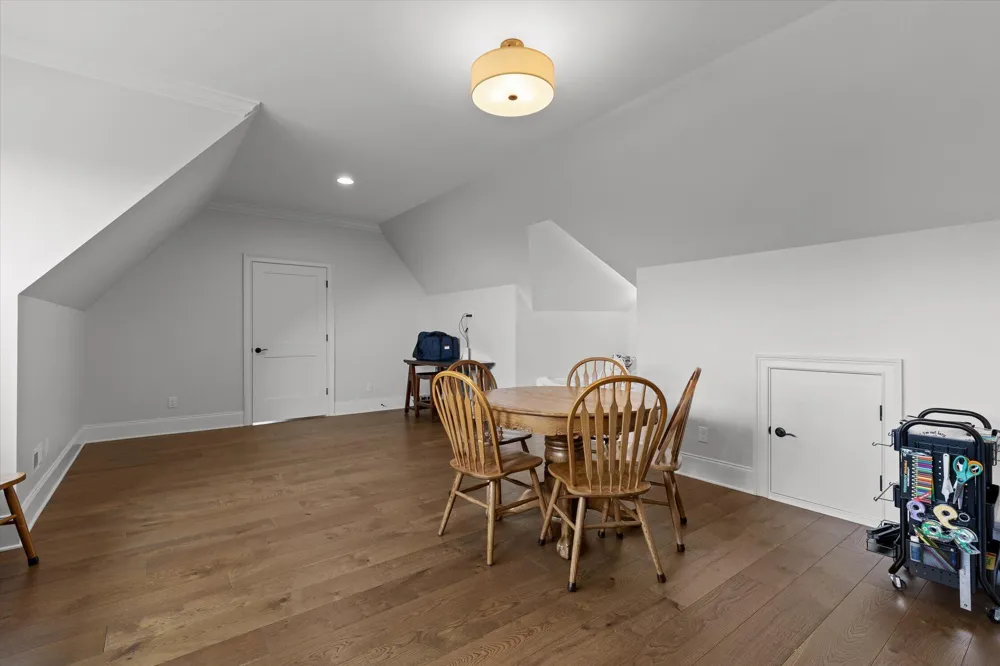 8044 Mountain Laurel Trail Signal Mountain, TN 37377