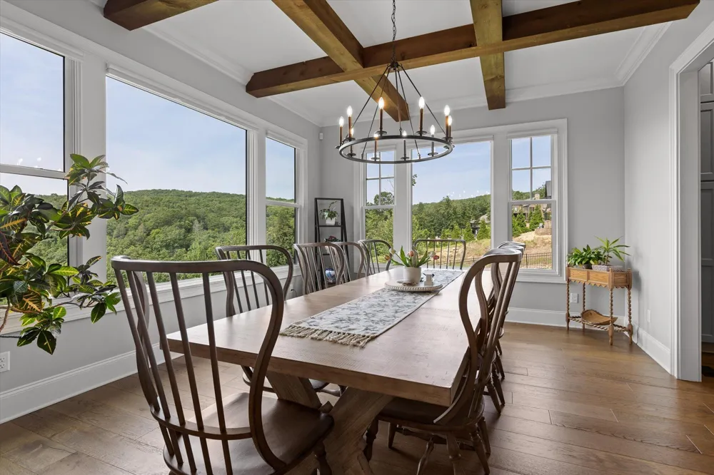 8044 Mountain Laurel Trail Signal Mountain, TN 37377
