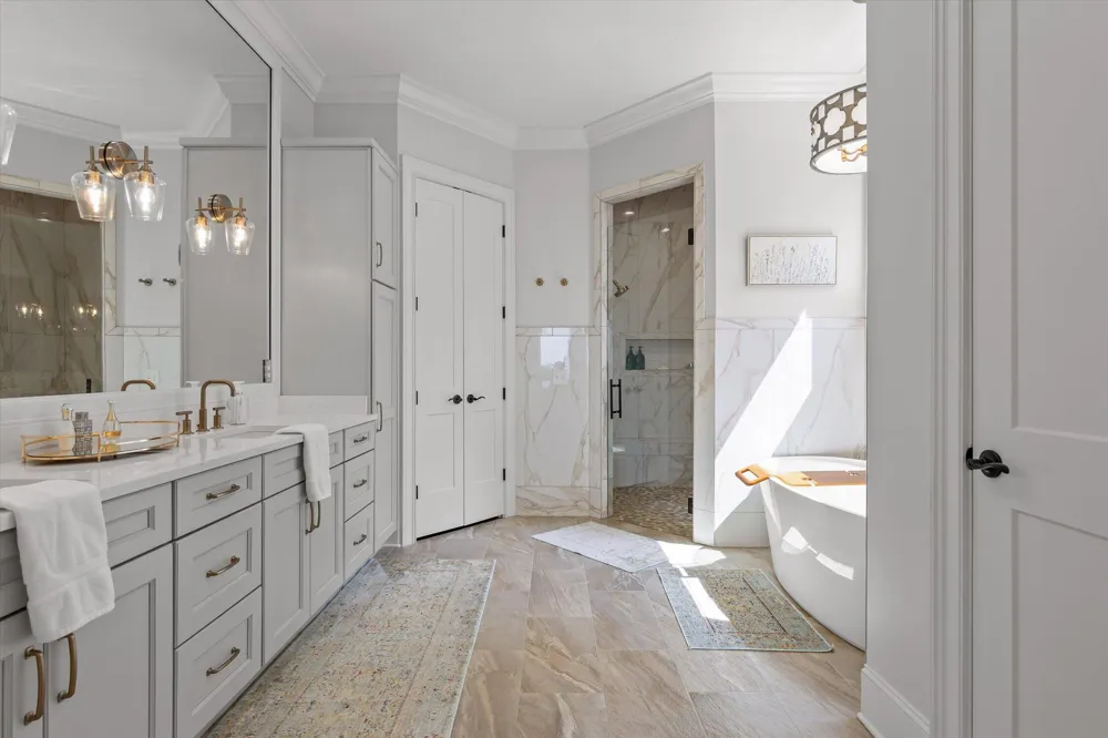 8044 Mountain Laurel Trail Signal Mountain, TN 37377