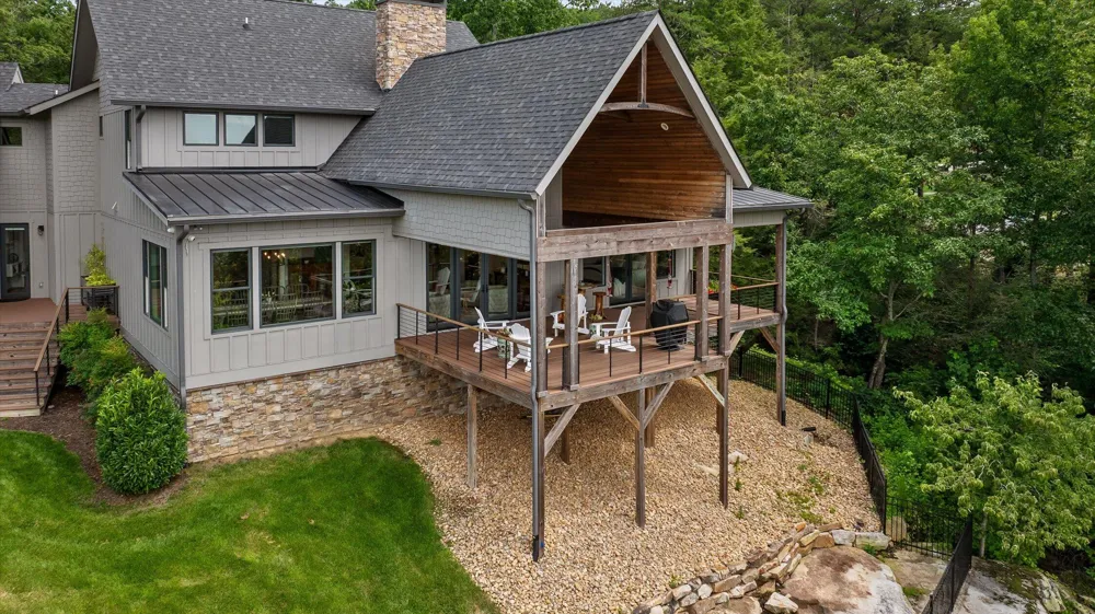 8044 Mountain Laurel Trail Signal Mountain, TN 37377