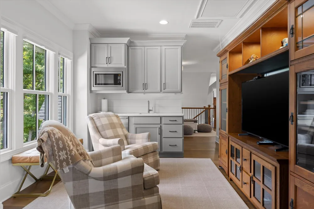 8044 Mountain Laurel Trail Signal Mountain, TN 37377