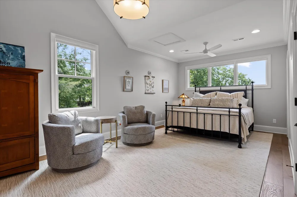 8044 Mountain Laurel Trail Signal Mountain, TN 37377