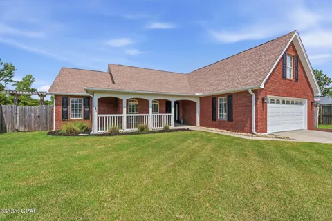 1803 Pond Lane