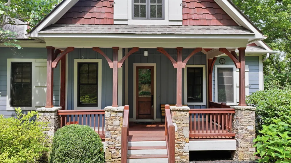 130 Cross Vine Drive Tuckasegee, NC 28783