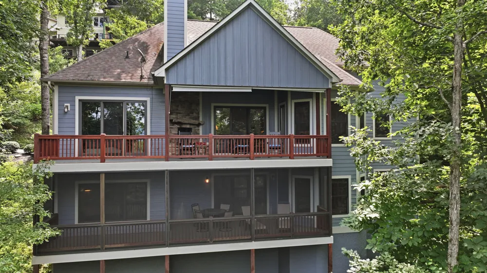 130 Cross Vine Drive Tuckasegee, NC 28783