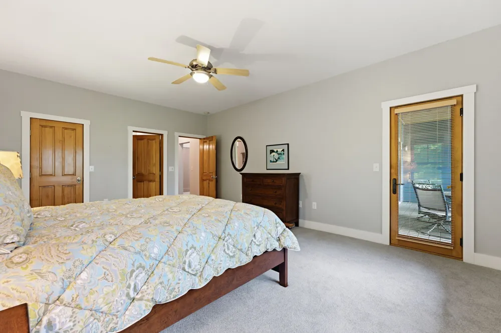 130 Cross Vine Drive Tuckasegee, NC 28783