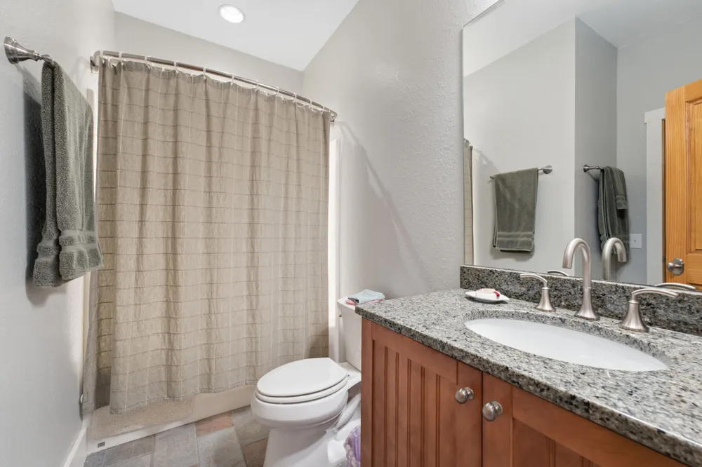 130 Cross Vine Drive Tuckasegee, NC 28783