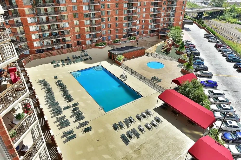 1908 HARMON COVE TOWER Secaucus, NJ 07094