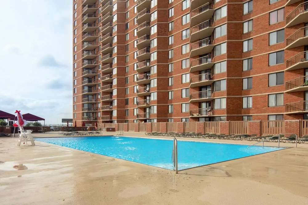 1908 HARMON COVE TOWER Secaucus, NJ 07094