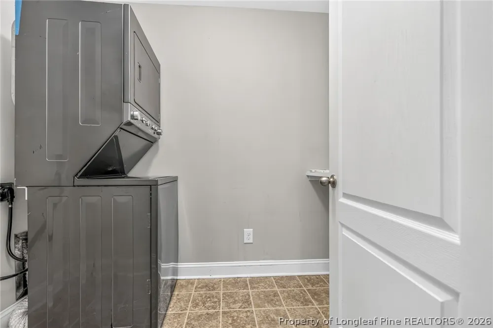 122 Wedgefield Drive Raeford, NC 28376