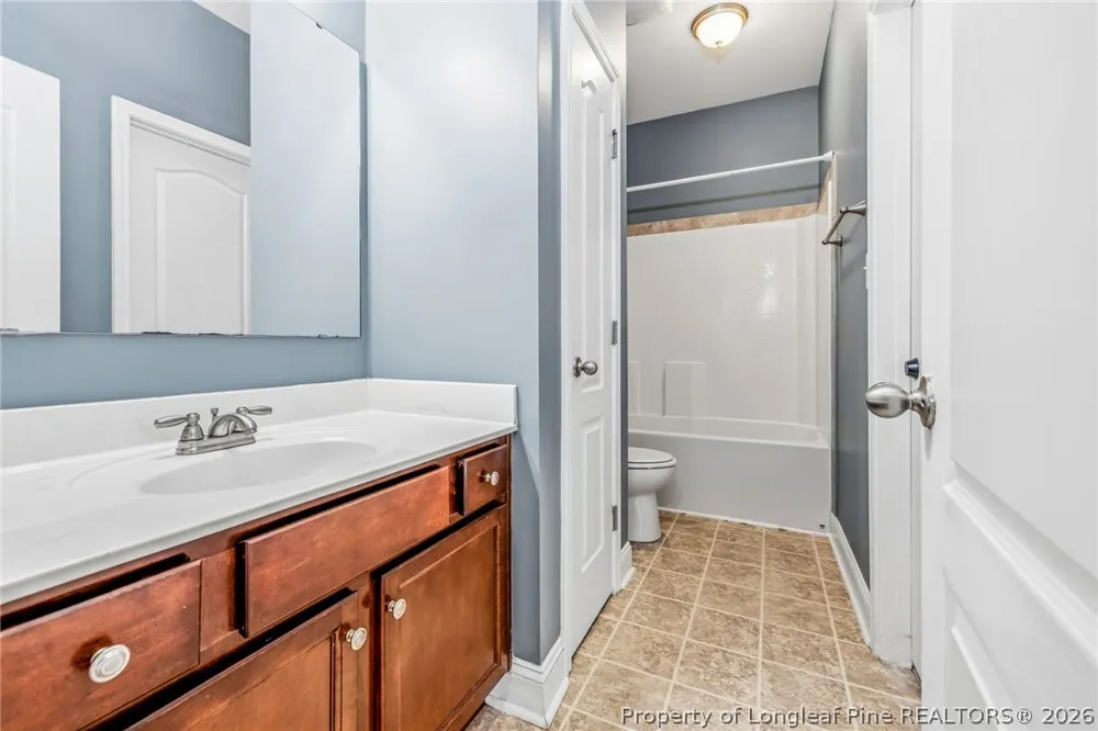 122 Wedgefield Drive Raeford, NC 28376