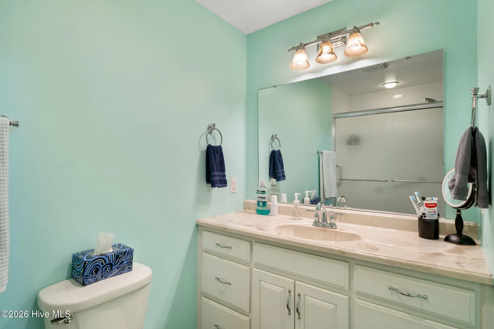146 Chicken Neck Road Teachey, NC 28464